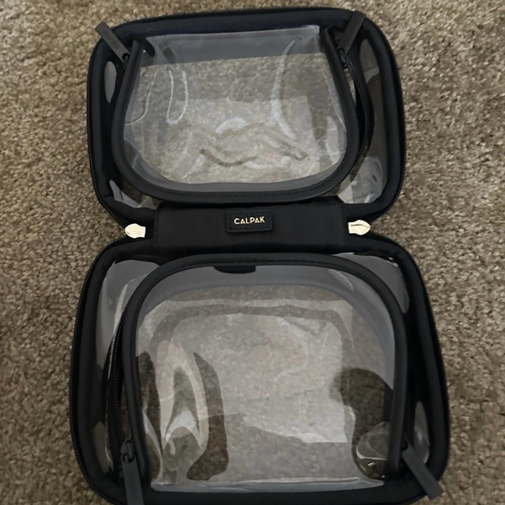 Calpak small cosmetic case in black